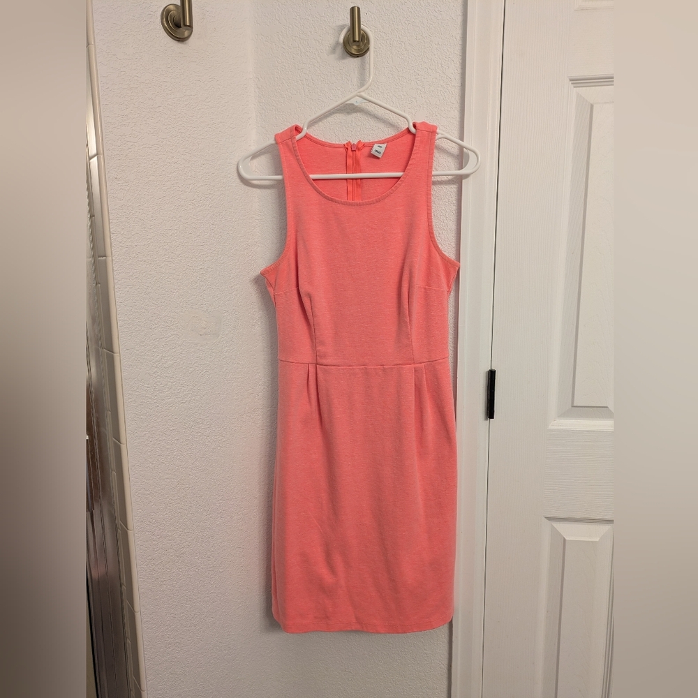 Elegant Pink Sleeveless Dress